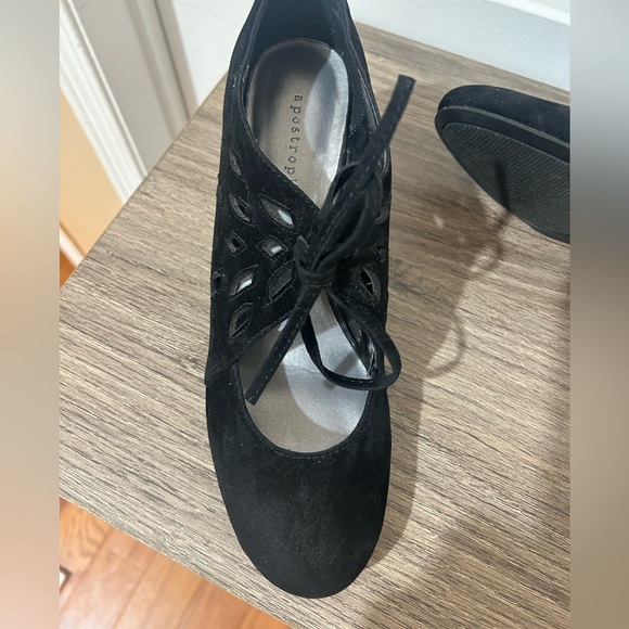 APOSTROPHE PORTIA SUEDE BLACK WEDGE BOOTIE IN SIZE 8m - Picture 8 of 10